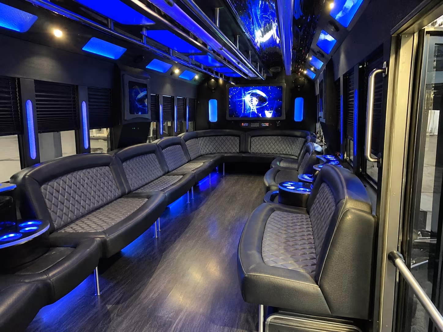 oklahoma city 28 passenger party bus interior