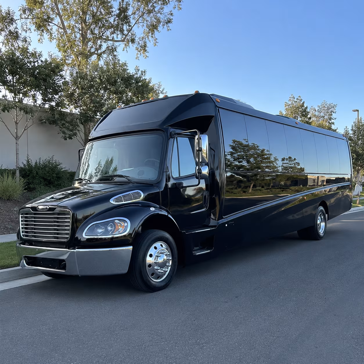shuttle buses between okc hotels and the oklahoma city convention center